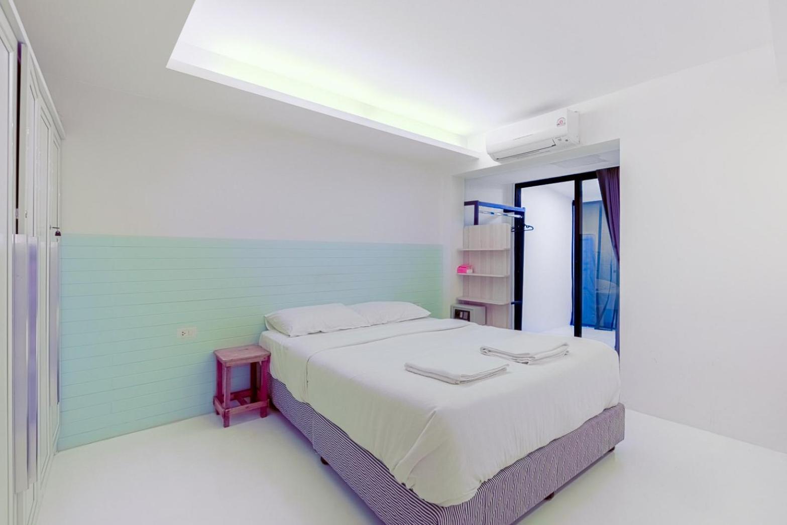 24 Hills Hotel Bangkok Bagian luar foto