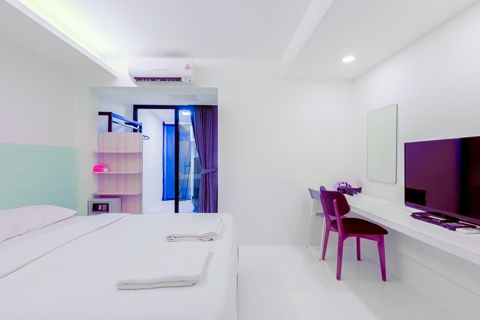 24 Hills Hotel Bangkok Bagian luar foto